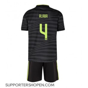 Real Madrid David Alaba #4 Tredje tröja Barn 2022-23 Kortärmad (+ korta byxor)